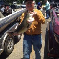 picture of Ray with big bass